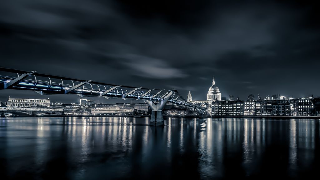 Advanced 2nd – Millennium Bridge at Night_Nigel Cox